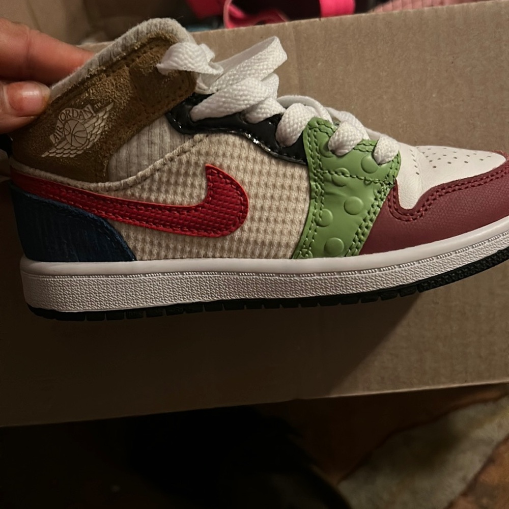 Kids nike jordan 1 mid 12c